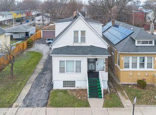 9352 S Woodlawn Ave, Chicago, IL