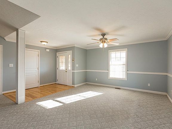 5th image of 704 Mulberry Ln