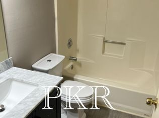 1006 Hopkins Xing, Powder Springs, GA 30127