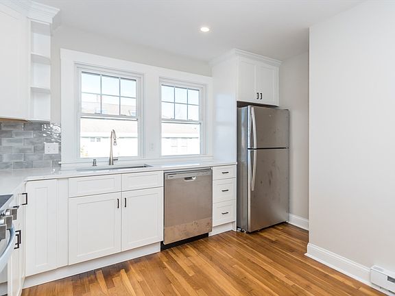 3rd image of 78 Barbara Rd #1