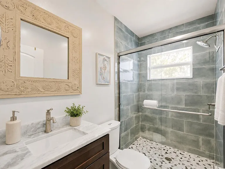 937 SW 17th St — Photo 12