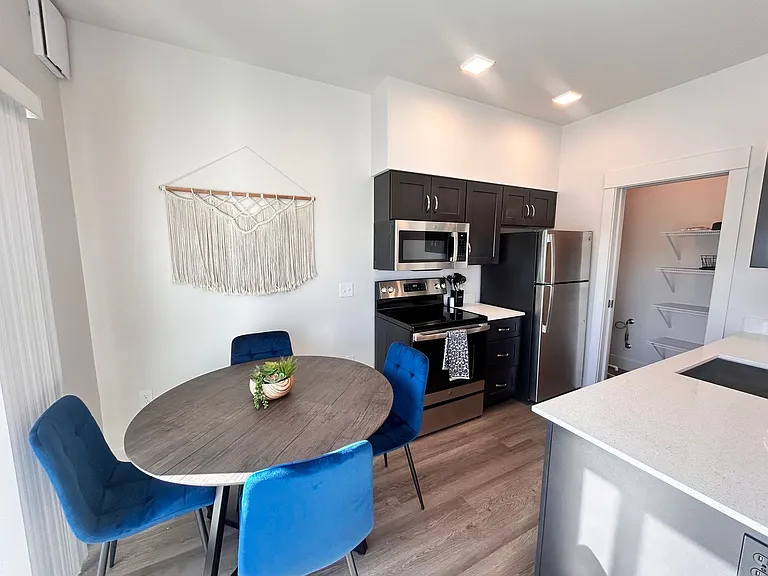 Fairways Apartments — Photo 81