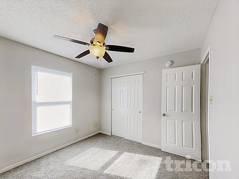 8007 States Bend Dr — Photo 9