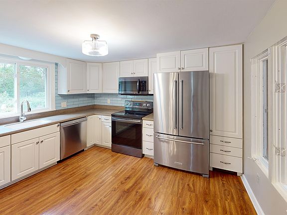 2nd image of 4 Corwin Drive
