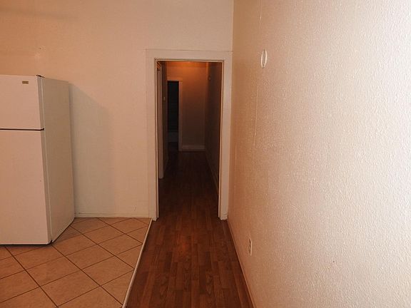 4th image of 1327 N 17th St