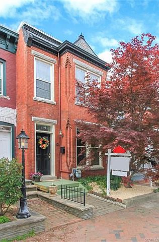 1st image of 13 W Leigh St