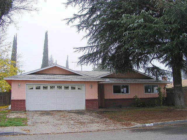 1st image of 1721 S Encina St