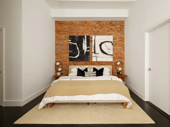 142 5th Avenue image 14 of 16