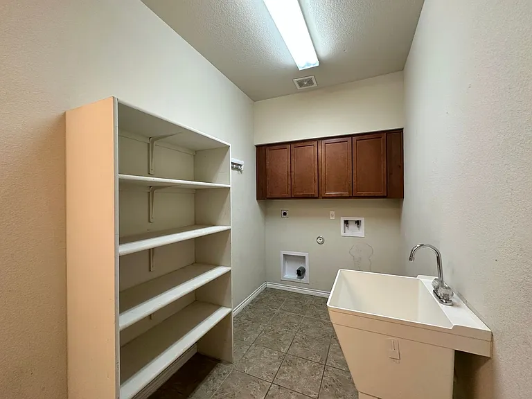 1200 Rocky Ridge Trl — Photo 16