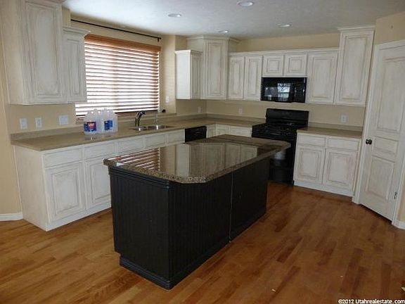 4th image of 3068 W Harper Peak Ct