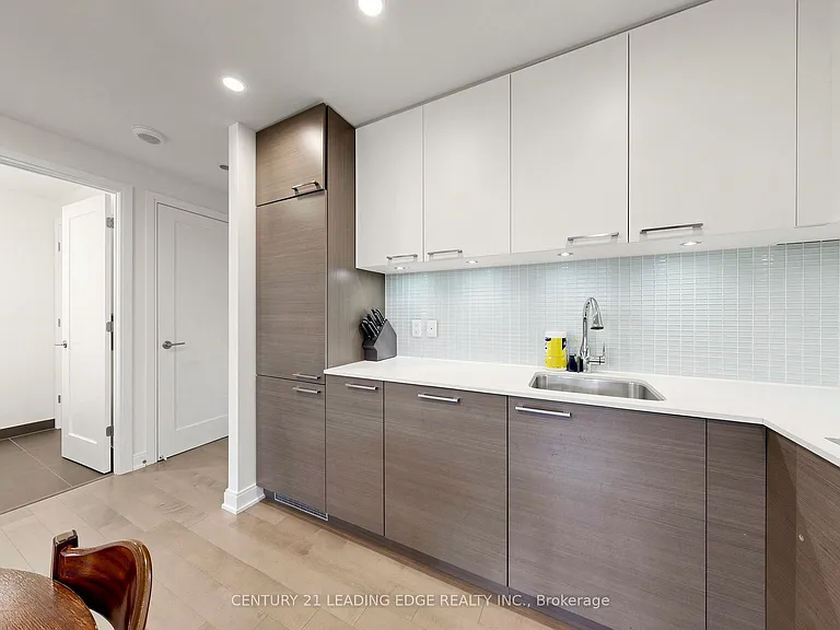 55 Front St E #510 — Photo 6