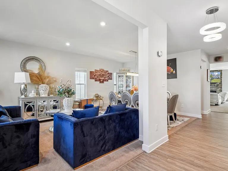 16007 Cambria Cove Blvd — Photo 8
