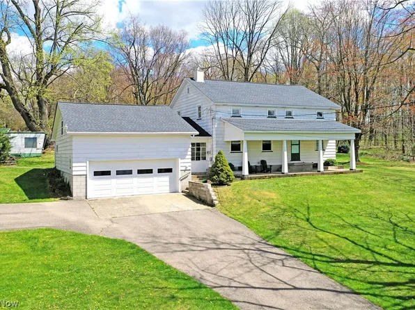 525 Collar Price Rd SE, Brookfield, OH 44403