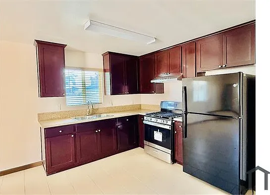816 E 109th Pl — Photo 9