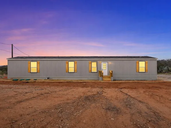 3501 Evergreen Dr, Granbury, TX 76048