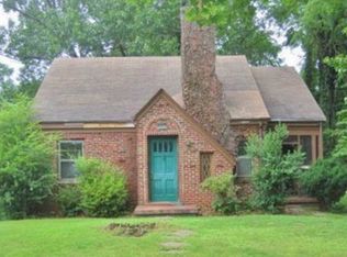402 Oakdale St, Martinsville, VA 24112