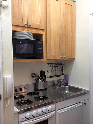 Rented by Mason Real Estate | media 17