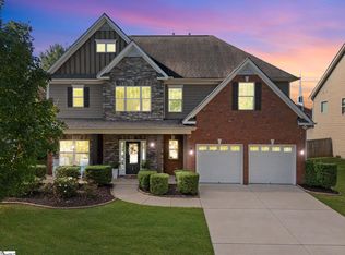 28 Ashby Grove Dr, Simpsonville, SC 29681