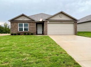 5181 Red Fox Trl, Bauxite, AR 72011
