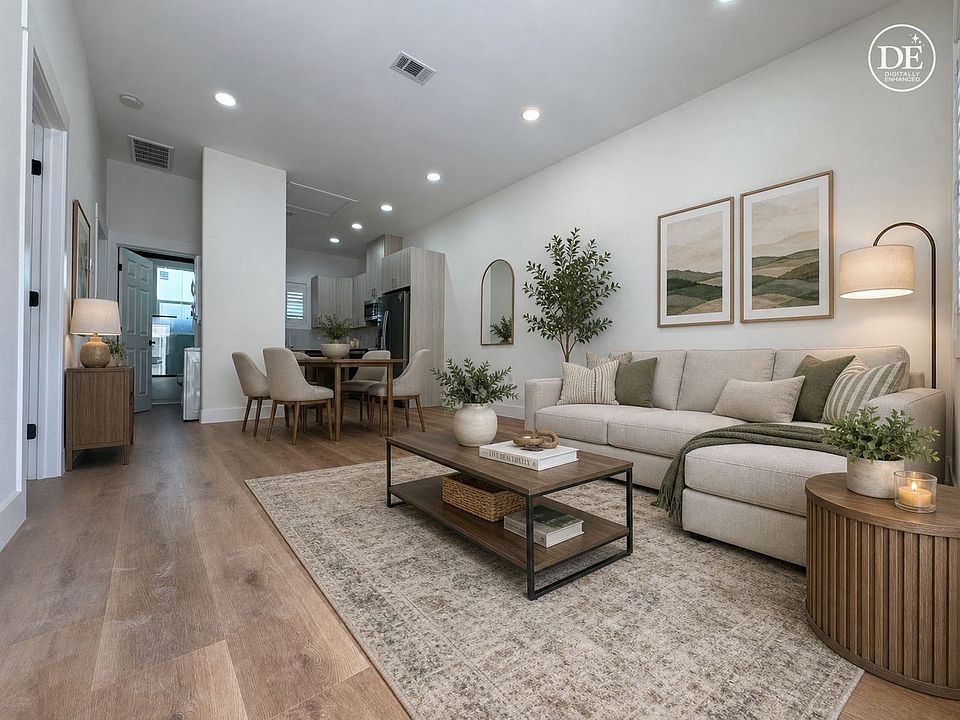 1st image of 13371 Diamond Head Dr #3