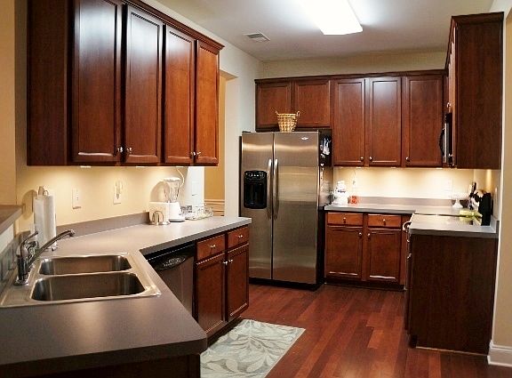 3rd image of 305 Old Stable Dr