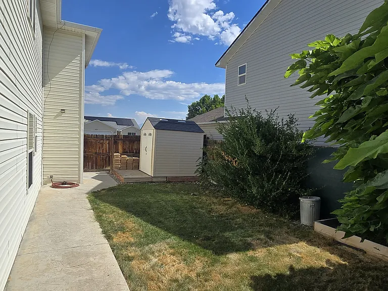 2823 Village Park Dr — Photo 25