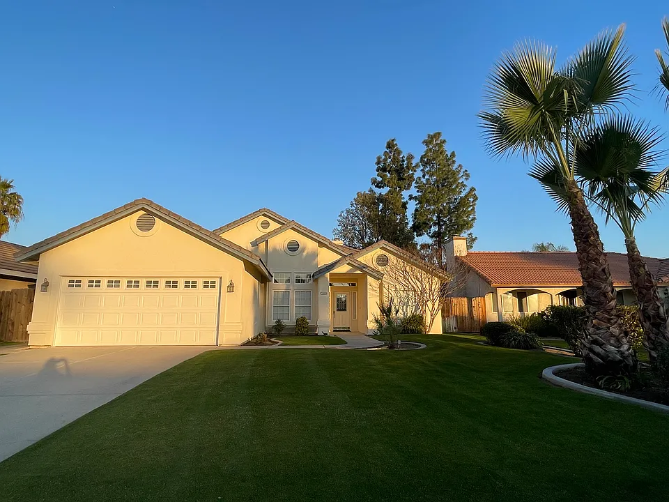 4212 Lightning Ct
