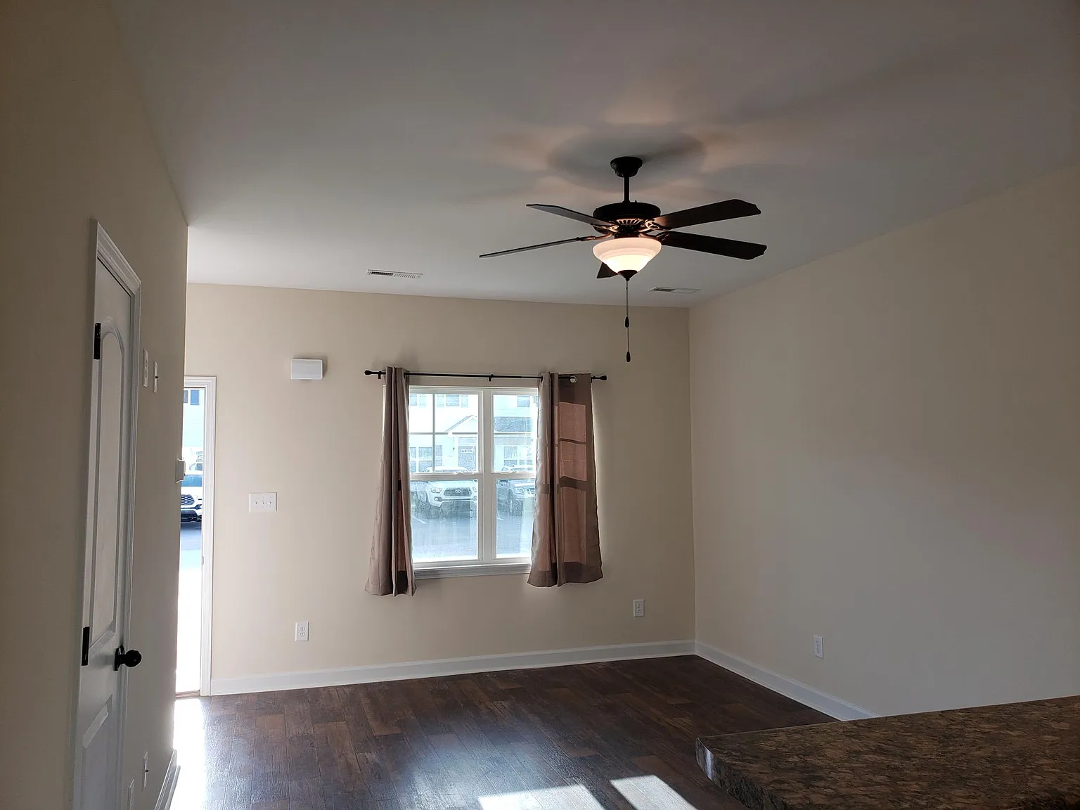 704 Justice Farm Dr — Photo 3