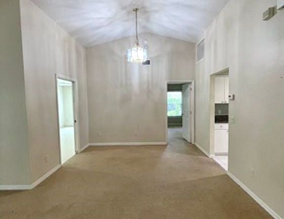 4th image of 116 39th Dr