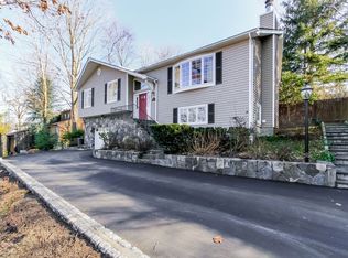 109 Ridge Rd, Ardsley, NY 10502