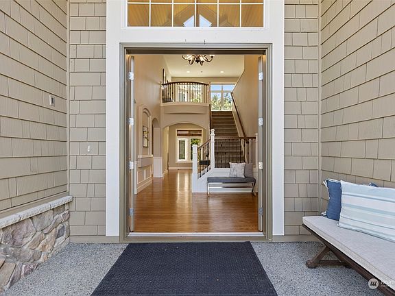 3rd image of 27523 SE 29th Court