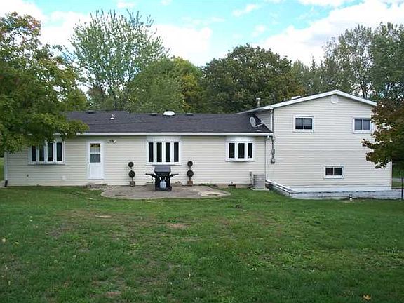 2nd image of 9422 W Bethel Ave