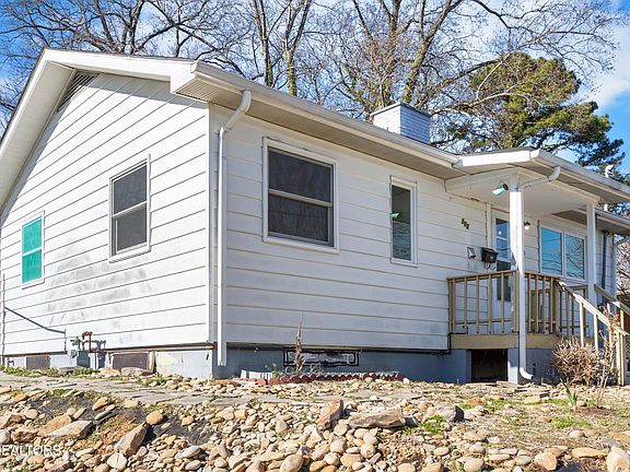 2nd image of 102 Glendale Ln