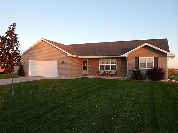 2nd image of 2699 Lacewood Ln