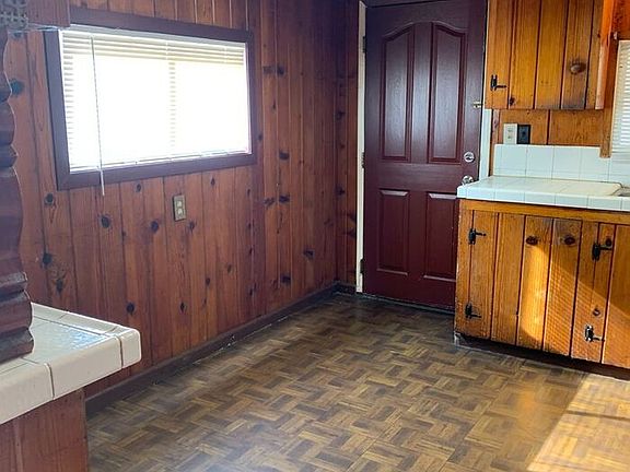 5th image of 207 S Linwood St #207
