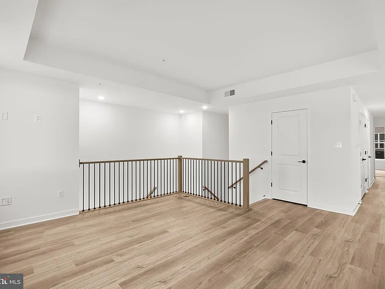 1631 Blacksmith Way #214-B — Photo 7