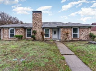 703 Rosedown Ln, Mesquite, TX 75150