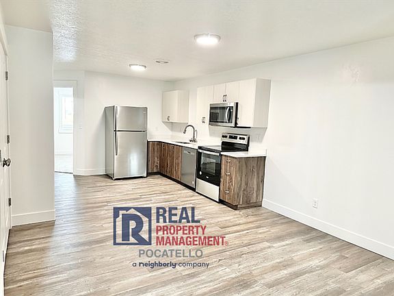 4th image of 1962 Brock Dr #3