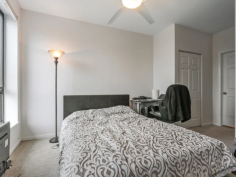 343 W Old Town Ct #710 — Photo 6