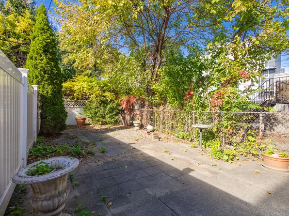 231 Monitor Street image 18 of 24