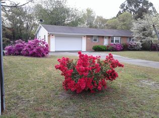 381 Toulon Dr, Wilmington, NC 28405
