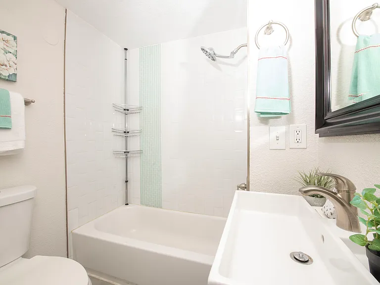 30 S Wolff St — Photo 19