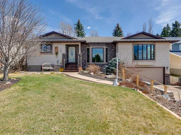 6119 W 60th St, Rocky Mountain House, AB T4T 1K3