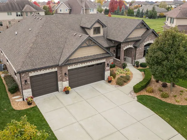 12239 Norfolk Ct, Mokena, IL 60448