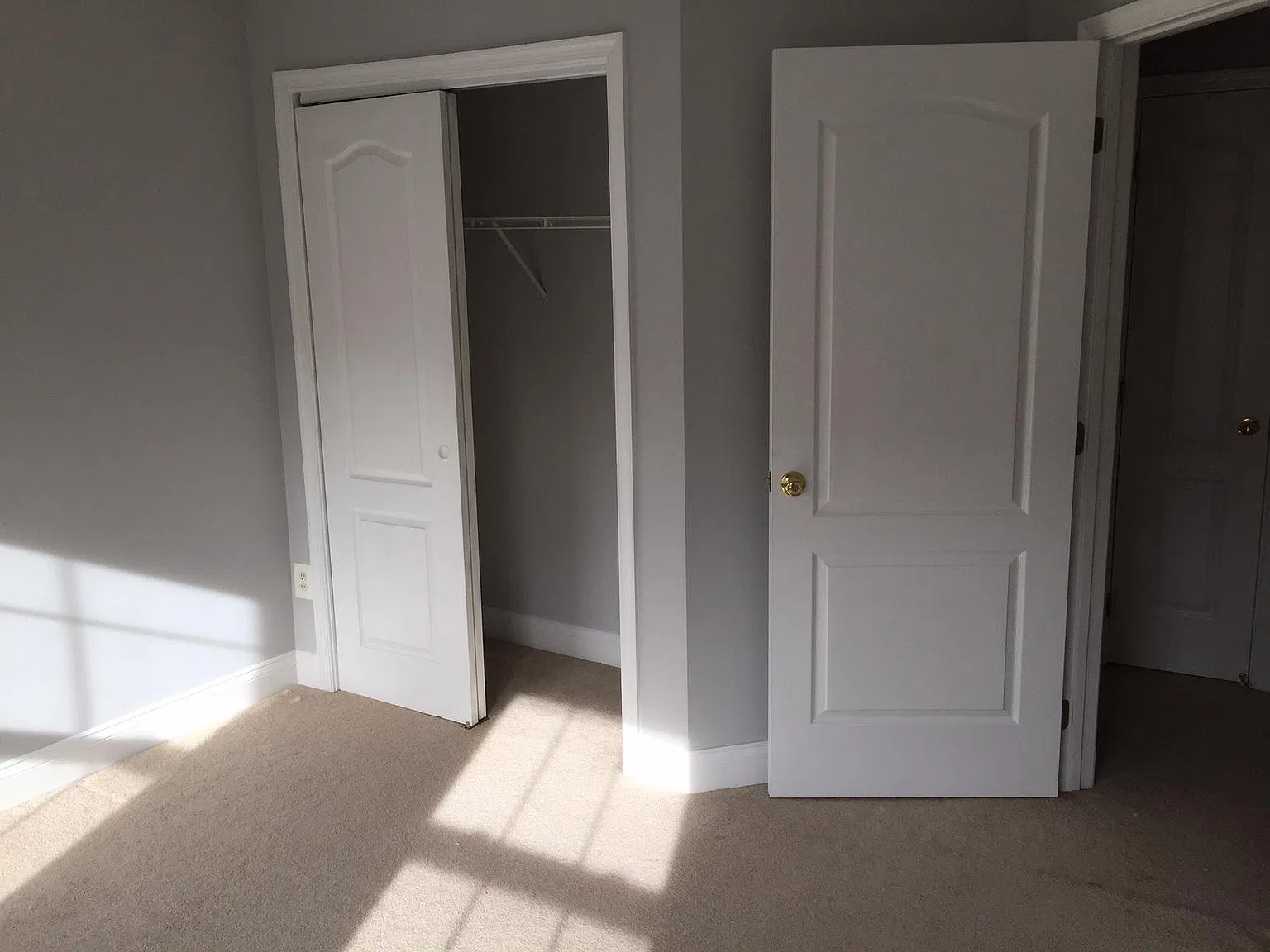Capstone Cir, Herndon — Photo 4