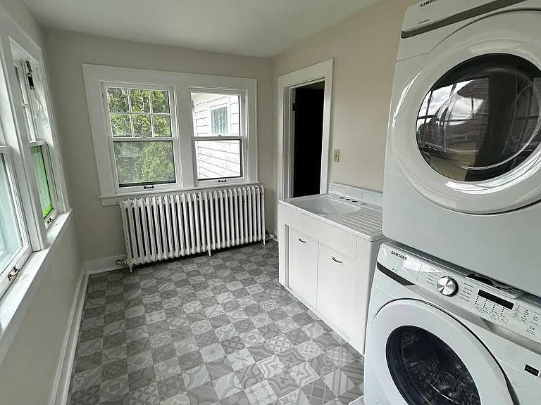 3410 James St — Photo 18