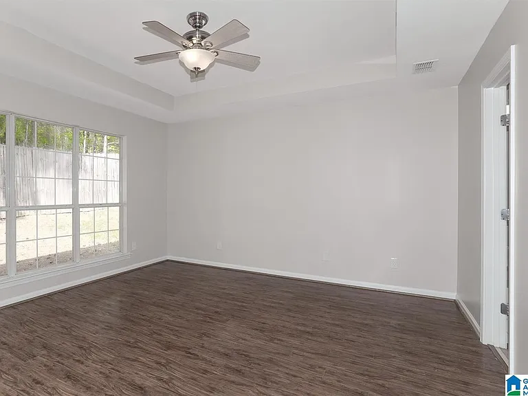 512 Camden Cove Cir — Photo 7