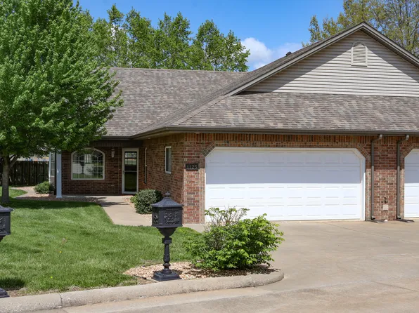 1125 Stonebriar Place, Bolivar, MO 65613