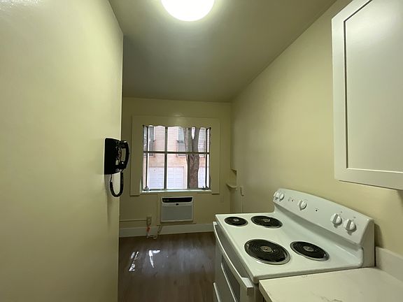 4th image of 1622 N St APT 308