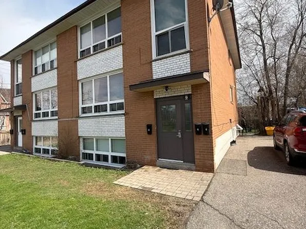 9 Ellen St, Mississauga, ON L5M 1R8